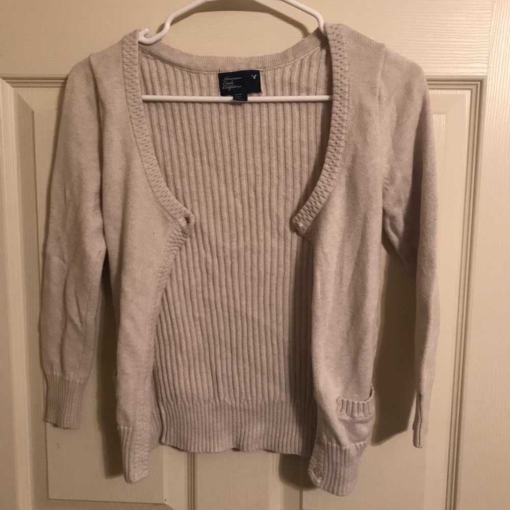 American Eagle Short Cardigan Half Sleeve Cream